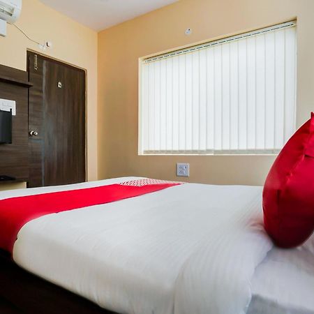 Hotel O Alekhya Residency Cafe Bahar Sururnagar Kültér fotó