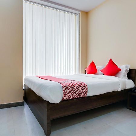 Hotel O Alekhya Residency Cafe Bahar Sururnagar Kültér fotó