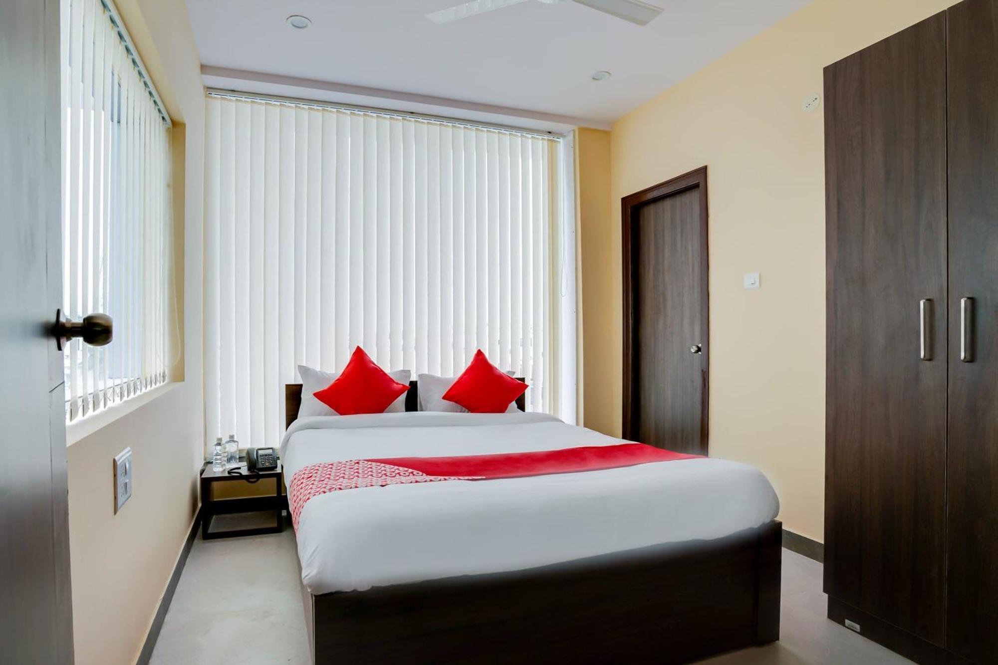 Hotel O Alekhya Residency Cafe Bahar Sururnagar Kültér fotó