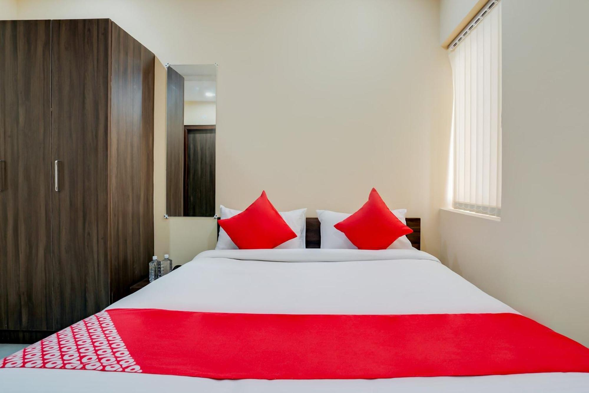 Hotel O Alekhya Residency Cafe Bahar Sururnagar Kültér fotó