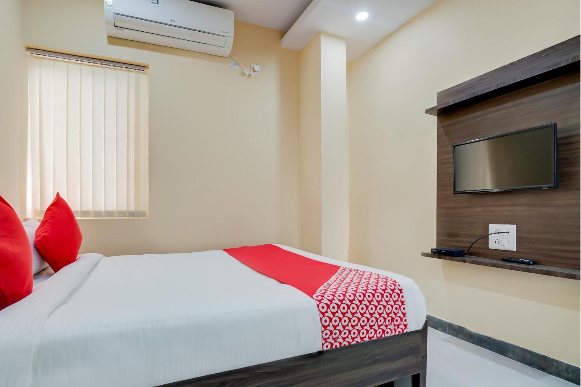 Hotel O Alekhya Residency Cafe Bahar Sururnagar Kültér fotó