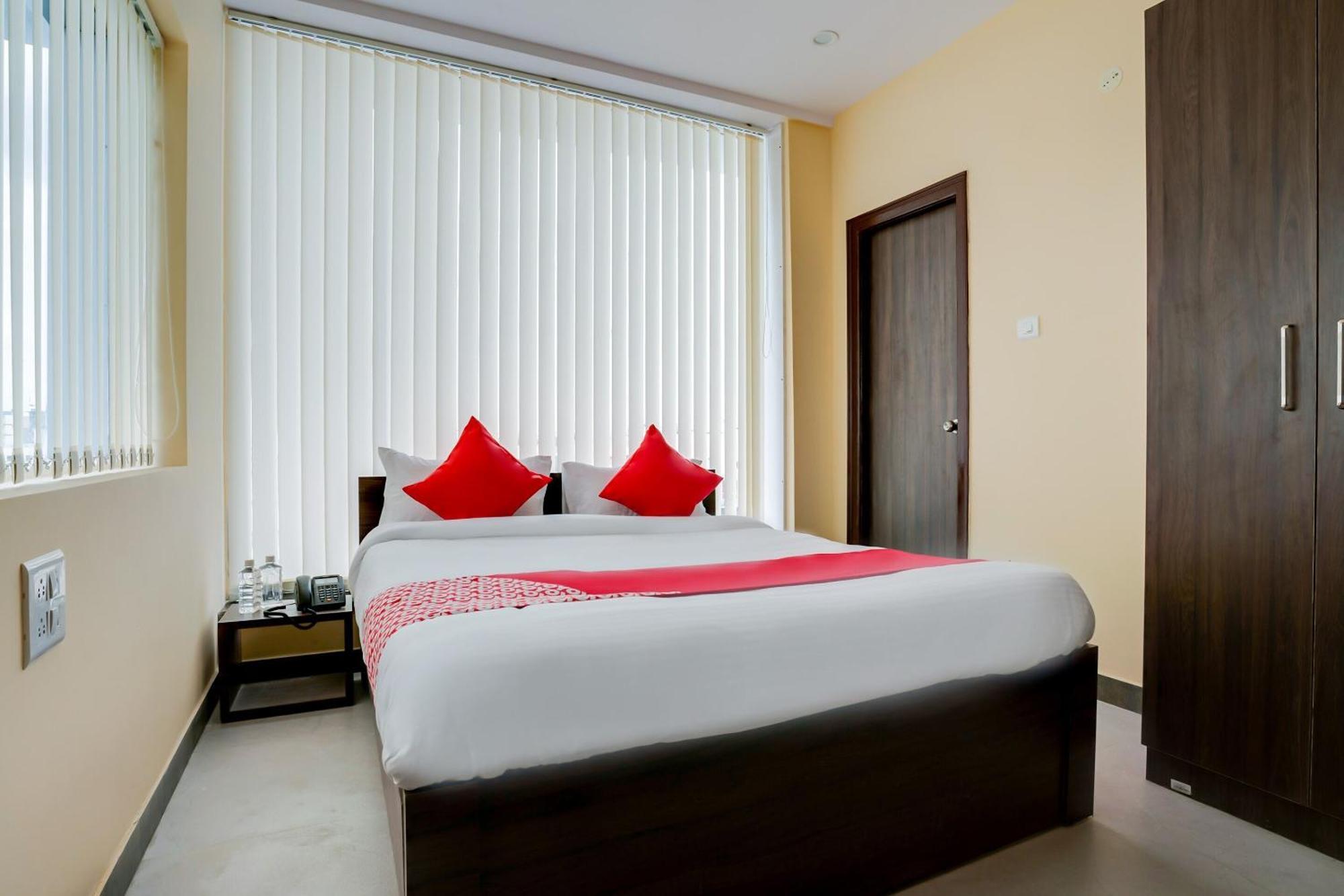 Hotel O Alekhya Residency Cafe Bahar Sururnagar Kültér fotó