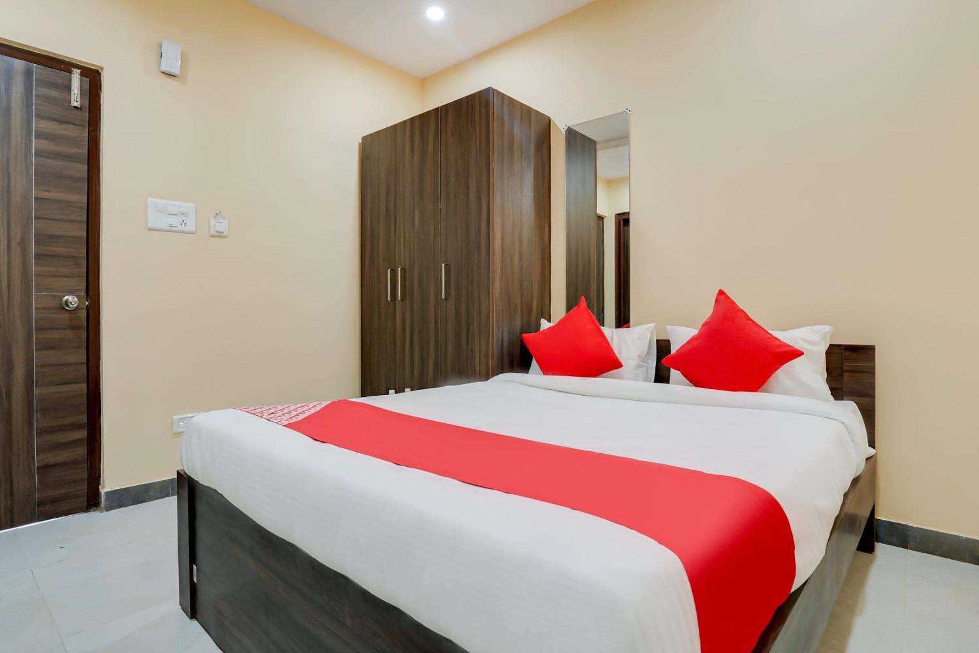 Hotel O Alekhya Residency Cafe Bahar Sururnagar Kültér fotó
