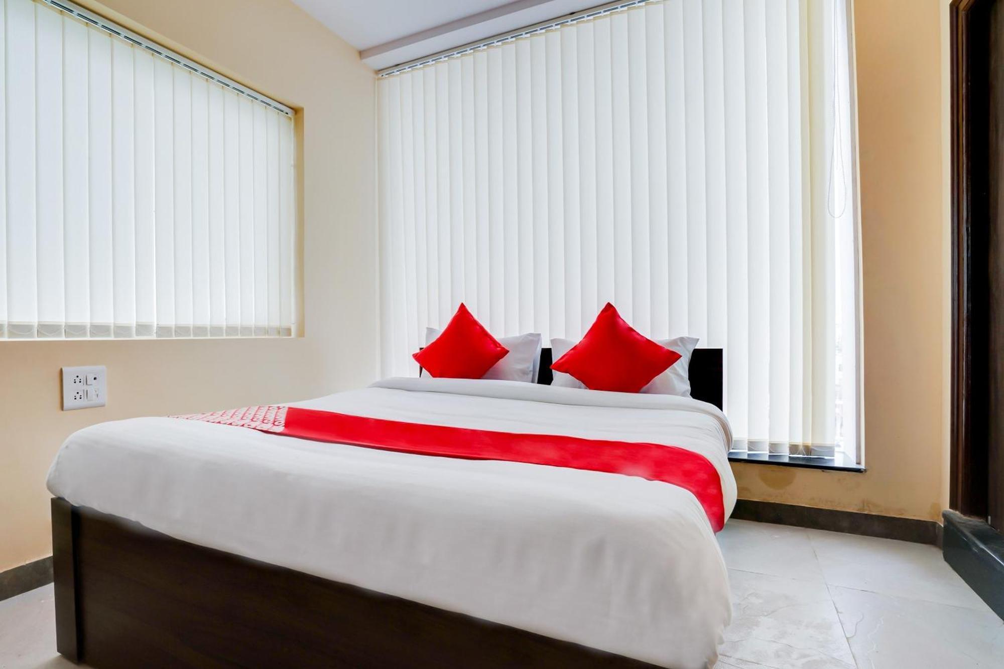 Hotel O Alekhya Residency Cafe Bahar Sururnagar Kültér fotó
