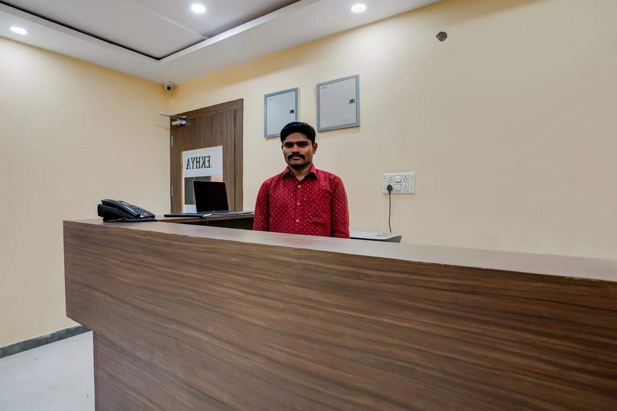 Hotel O Alekhya Residency Cafe Bahar Sururnagar Kültér fotó